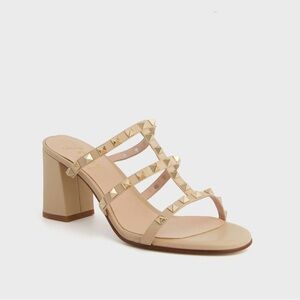 NWT never worn French Sole Foster Stud Sandal